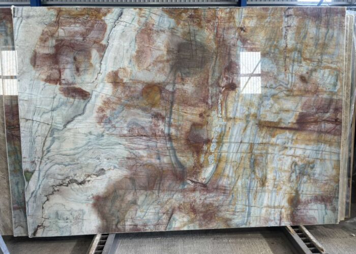 BORDEAUX QUARTZITE